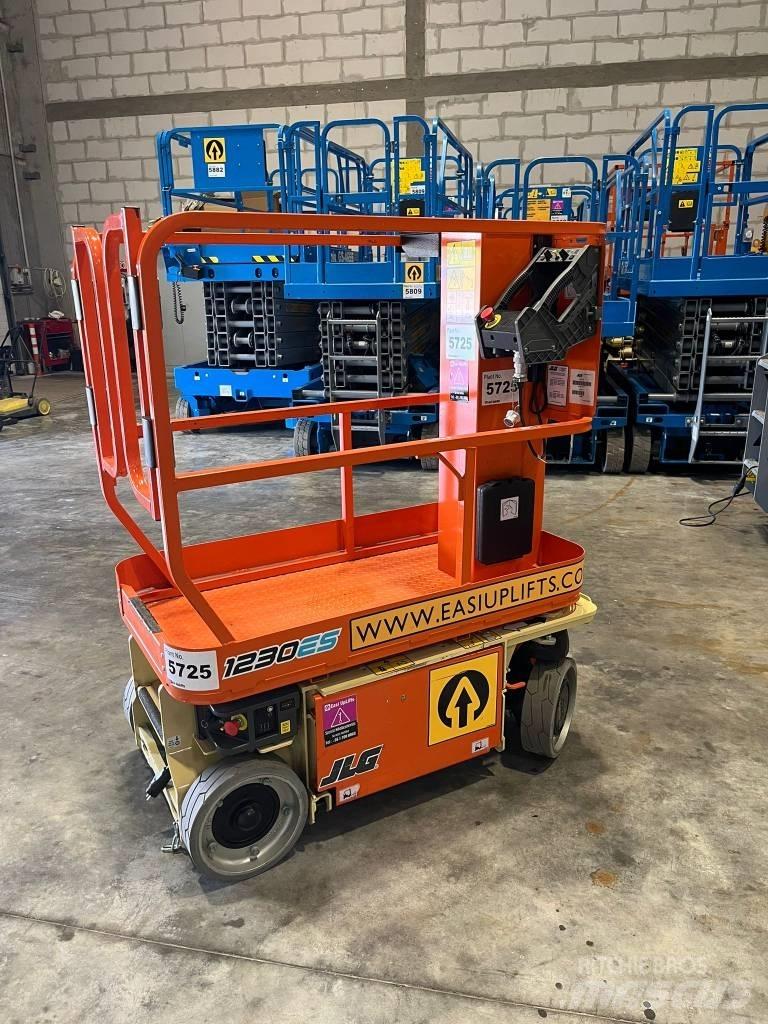 JLG 1230 ES Ascensoare verticale catarg