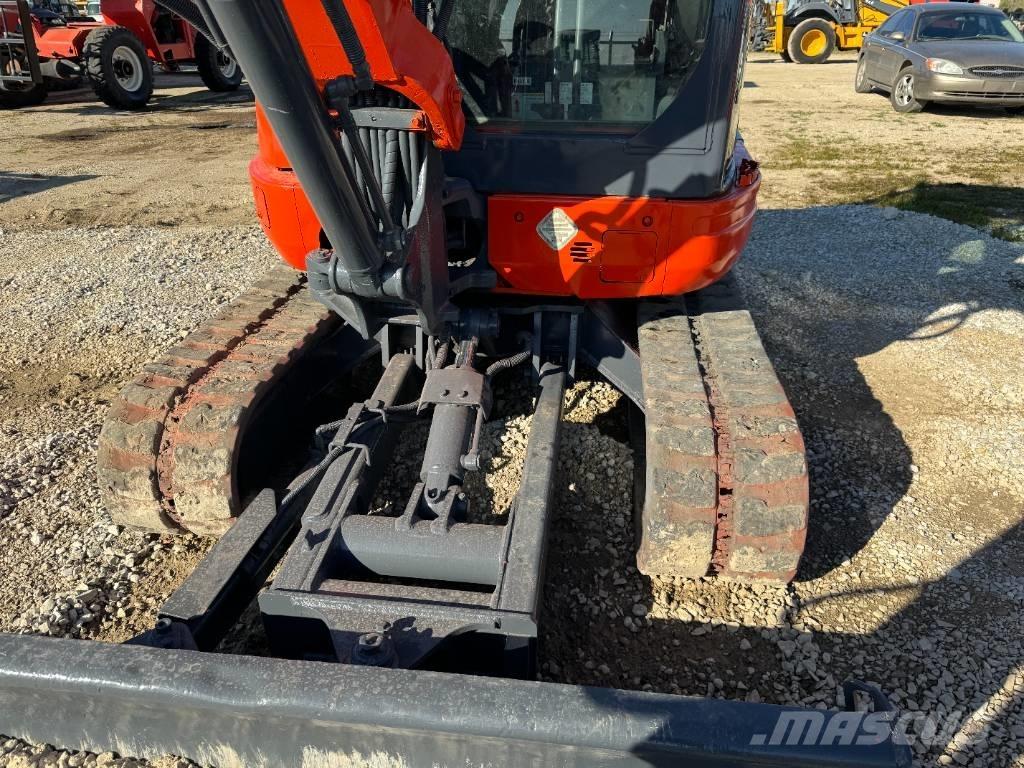 Kubota KX 121-3 Excavatoare pe șenile
