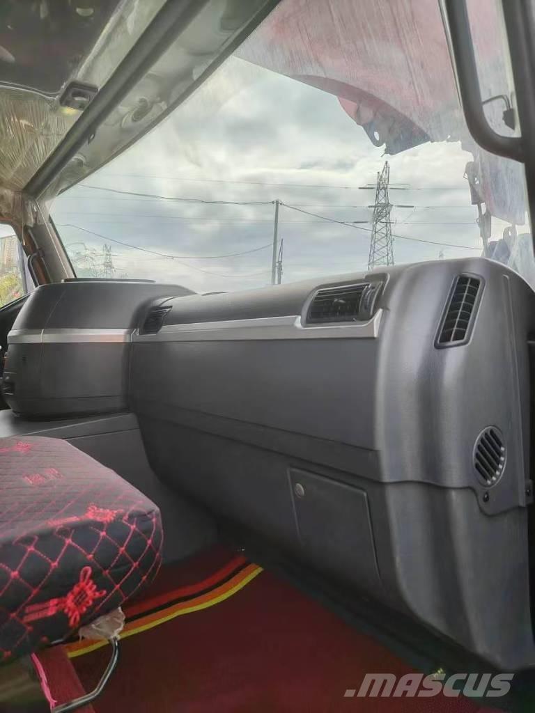 Sany STC1300C8 Macara pentru orice teren