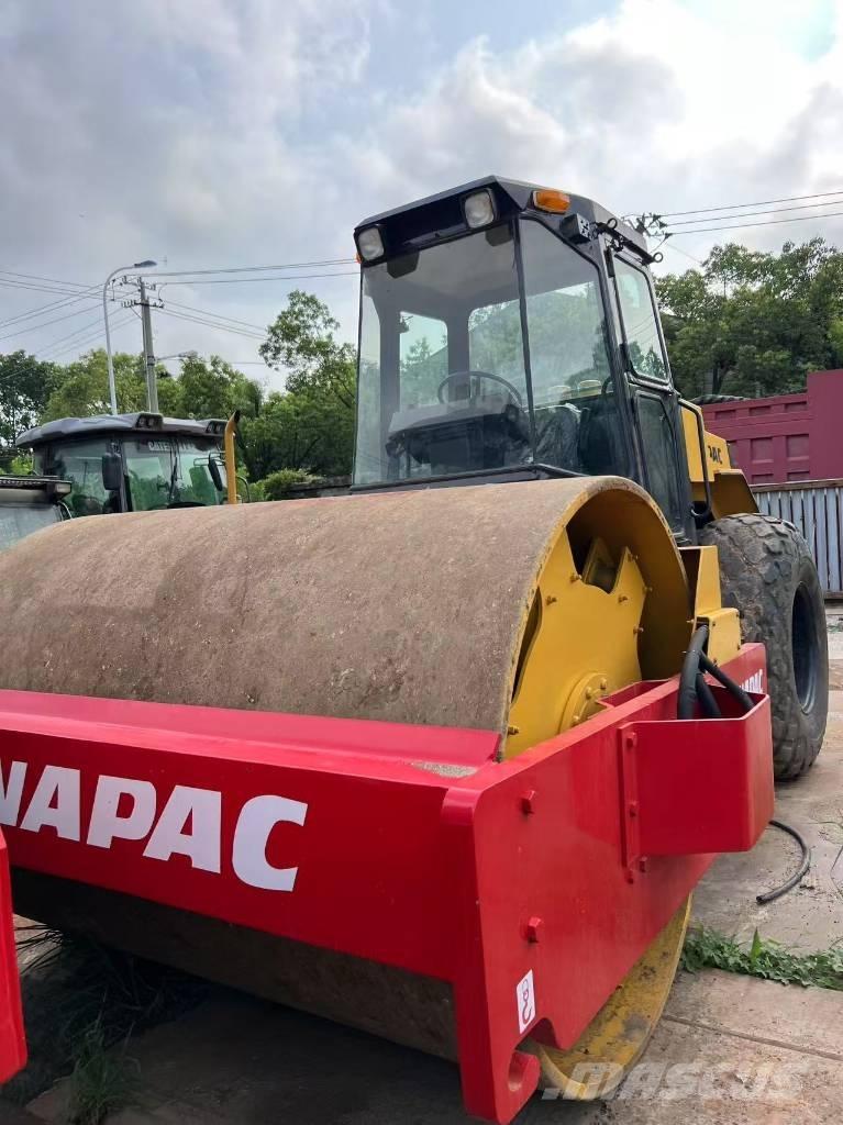 Dynapac CA 25 D Compactoare monocilindrice