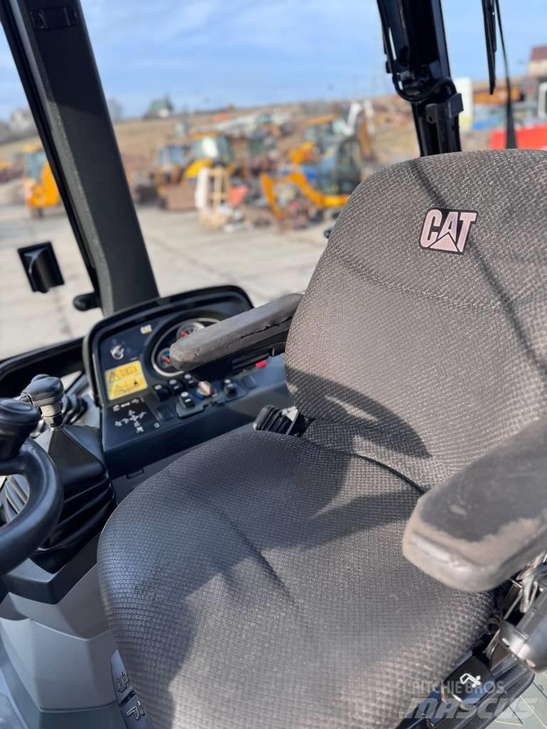 CAT 428 E Buldoexcavatoare