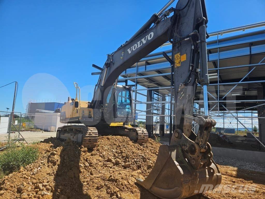 Volvo EC 220 DL Excavatoare pe șenile
