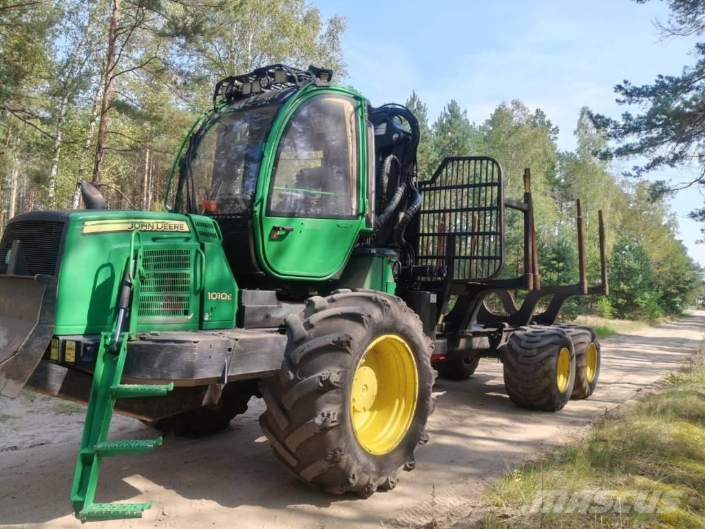 John Deere 1010 E Transportoare