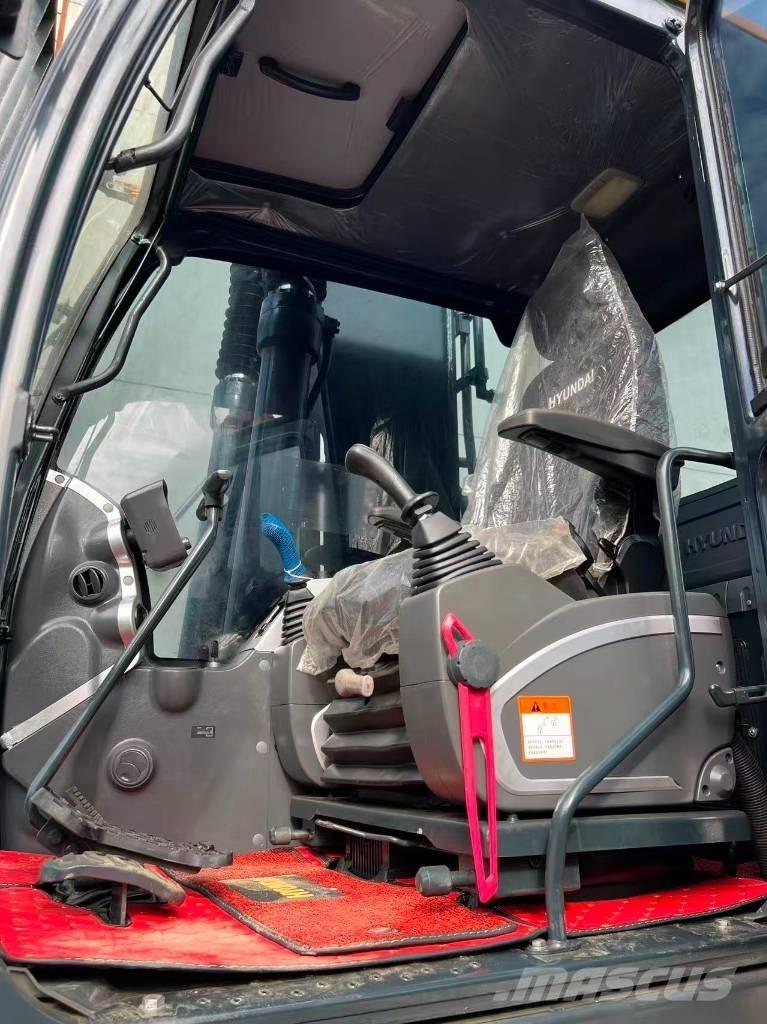 Hyundai R220LC-9S Excavatoare 7t - 12t