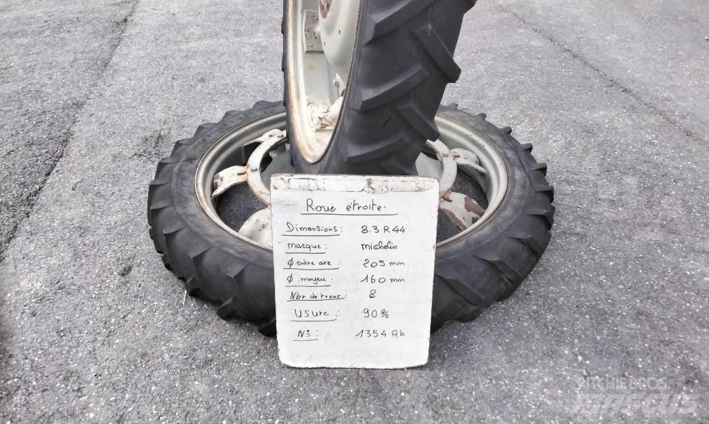 Michelin 8.3R44 Roti