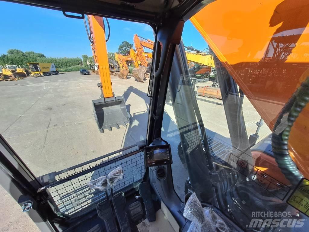 Develon DX300LC-7M Excavatoare pe șenile
