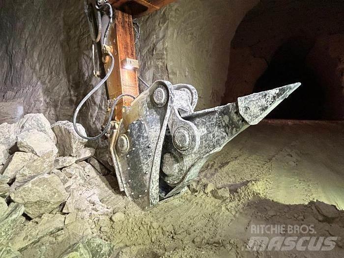 Liebherr R956HD Excavatoare speciale