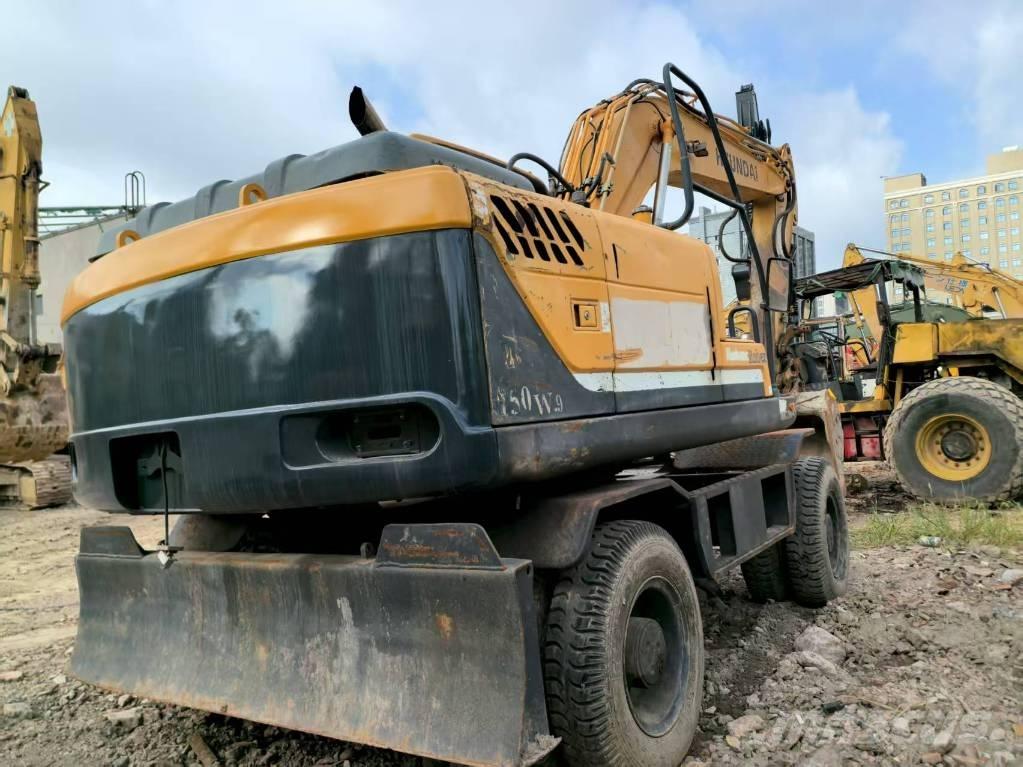 Hyundai R150W-9 Excavatoare cu roti