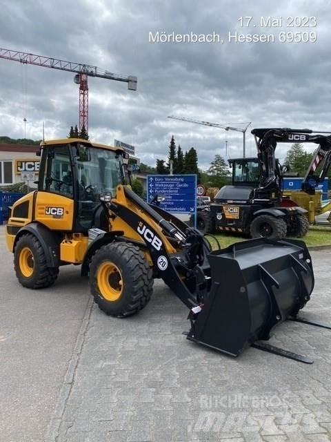 JCB 409 Incarcator pe pneuri