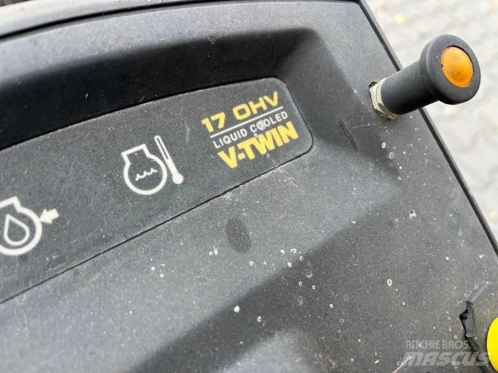 John Deere LX 188 Riding mowers