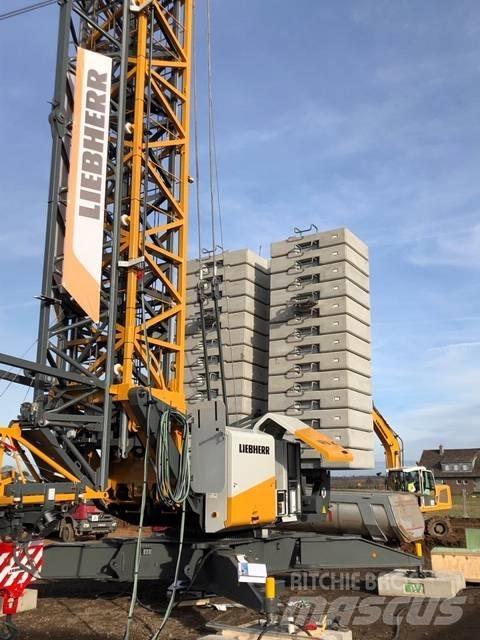 Liebherr 125K Macarale turn