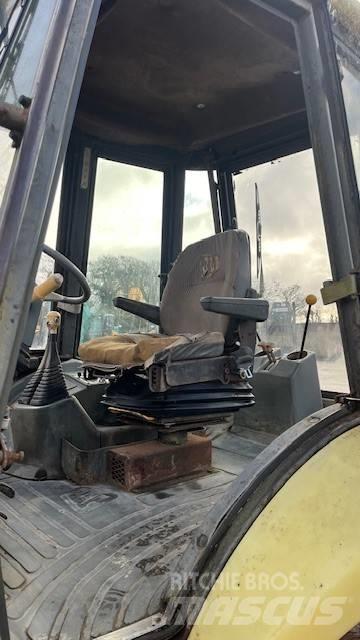 JCB 3 CX Buldoexcavatoare