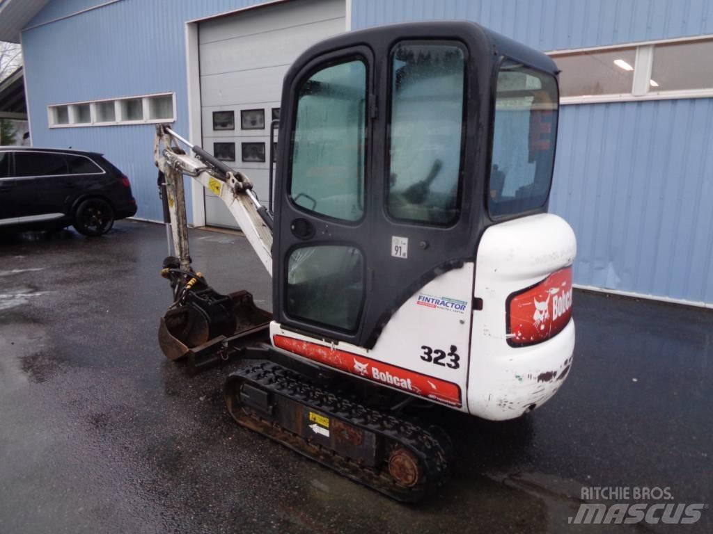 Bobcat 323 Mini excavatoare < 7t