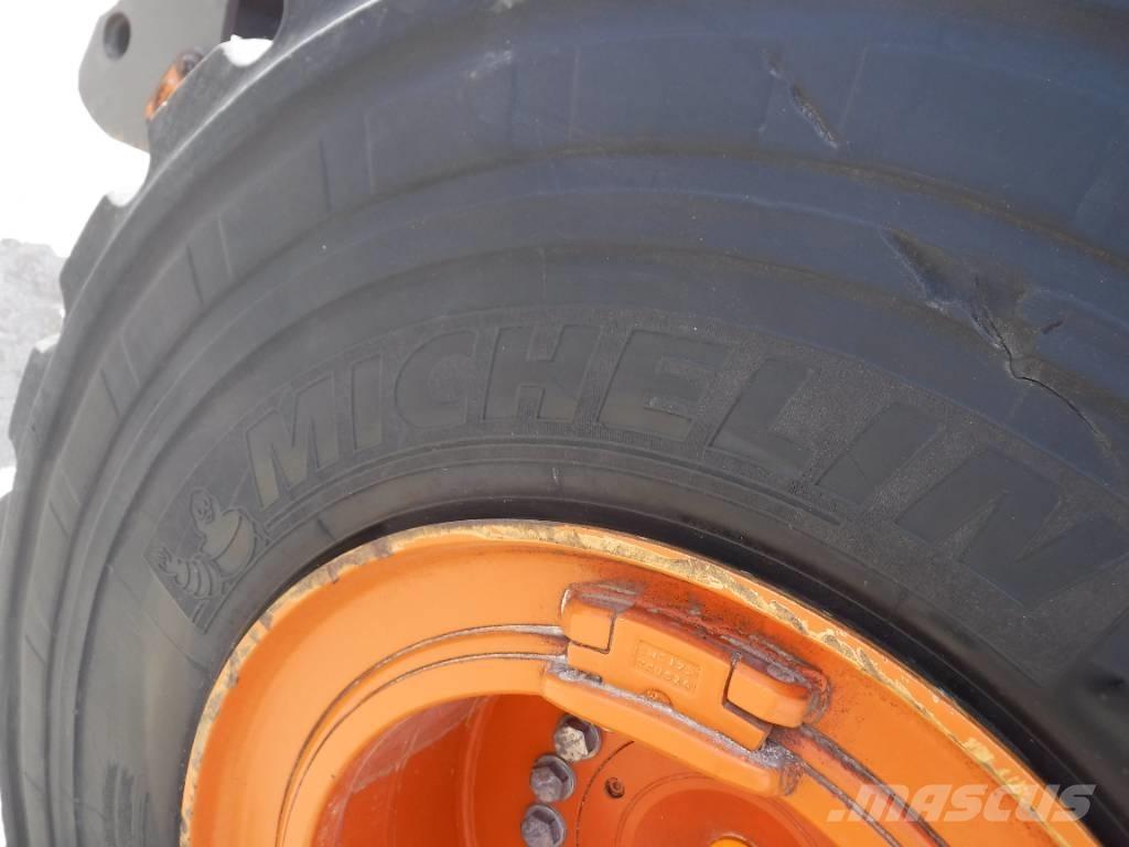 Hitachi ZW 310-6 Incarcator pe pneuri