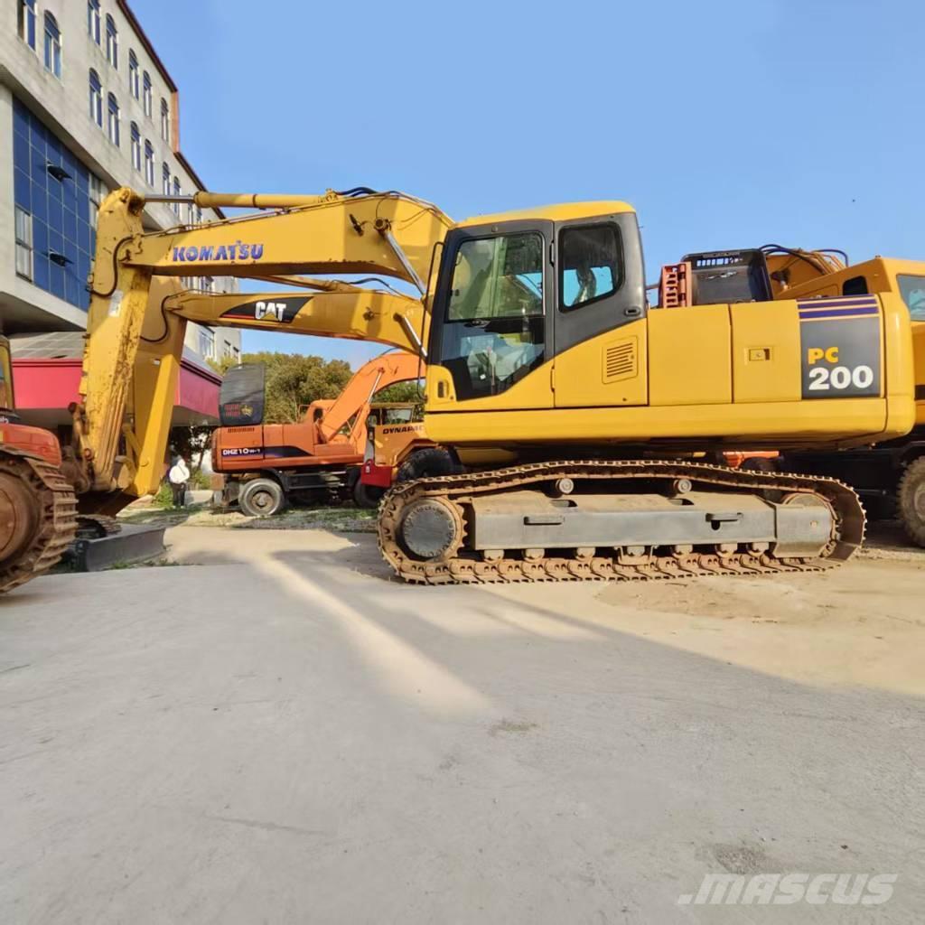 Komatsu PC 200-7 Excavatoare pe șenile

