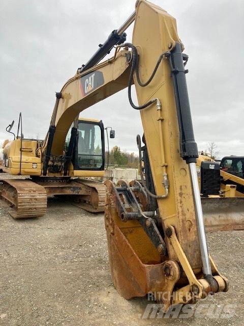 CAT 320 D L Excavatoare pe șenile
