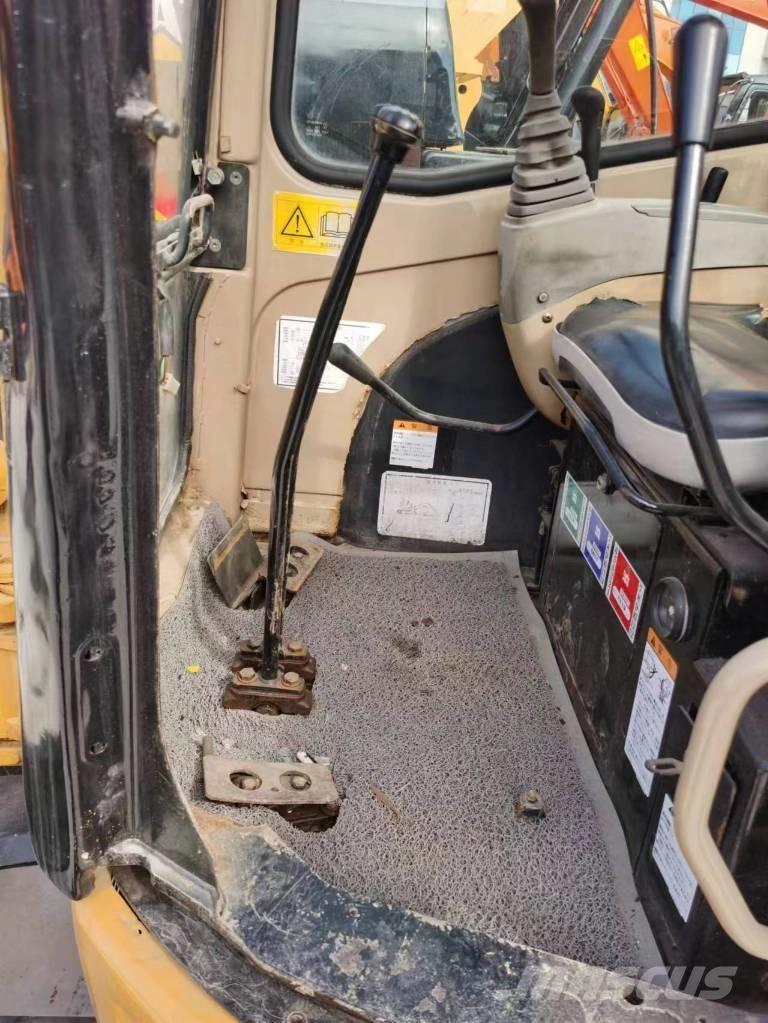 CAT 303 CR Mini excavatoare < 7t