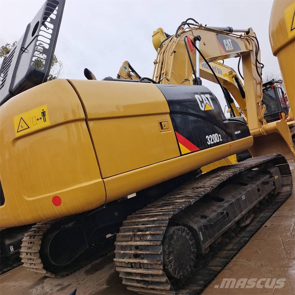CAT 320 DL Excavatoare pe șenile
