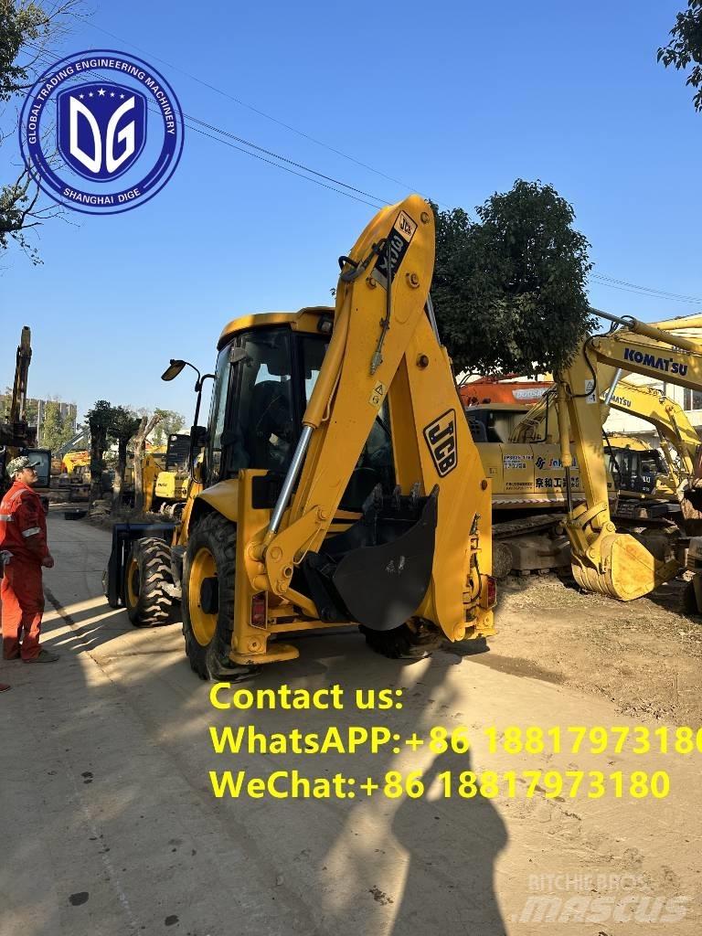 JCB 3 CX Buldoexcavatoare
