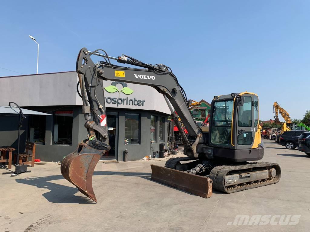 Volvo ECR 88 D Excavatoare 7t - 12t