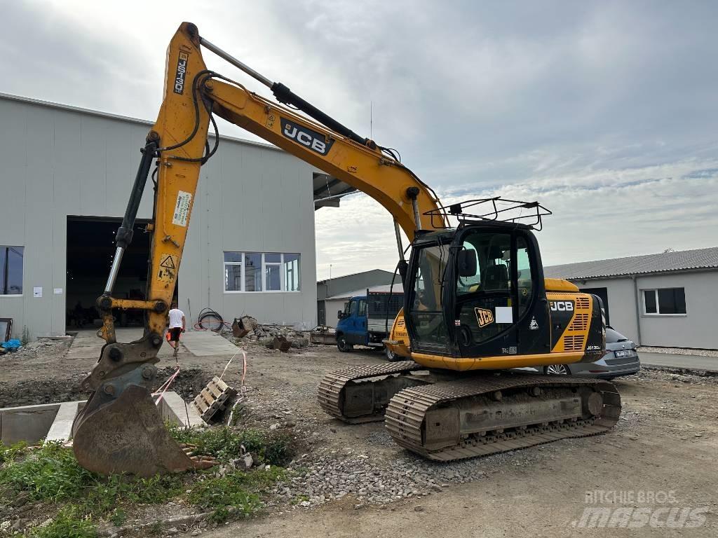 JCB JS 130 LC Excavatoare pe șenile
