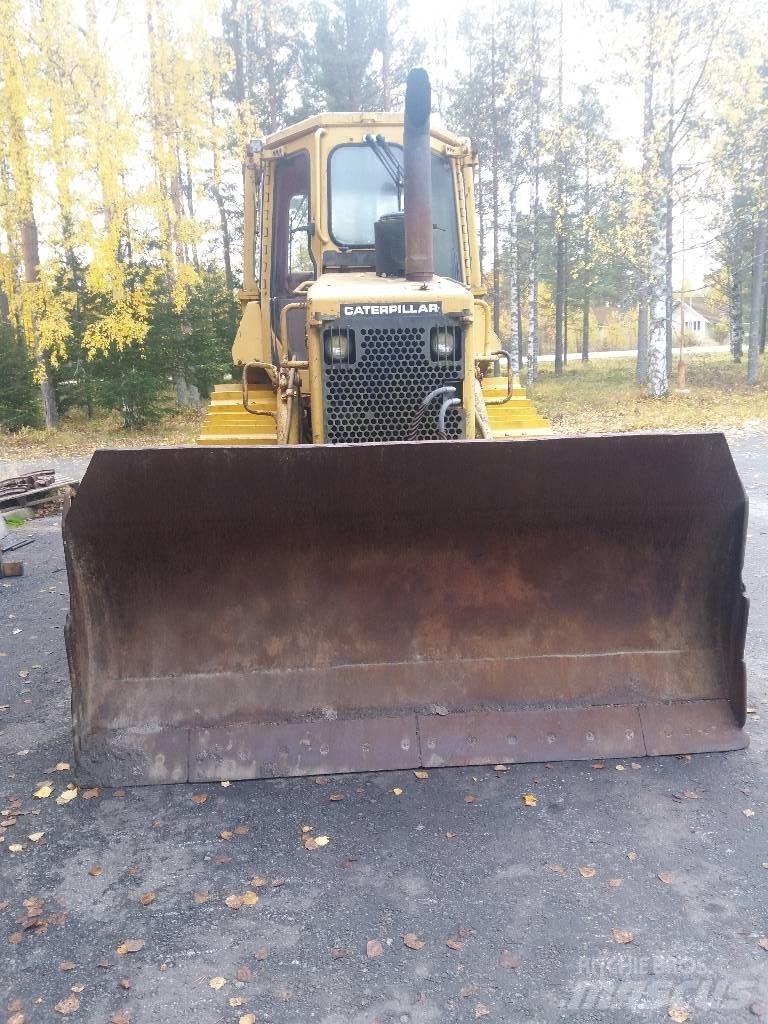 CAT D 4 H Buldozere pe senile