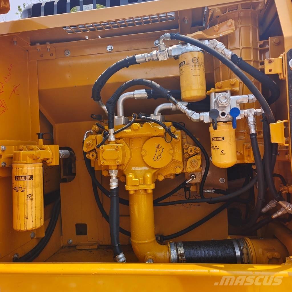 CAT 324 D L Excavatoare pe șenile
