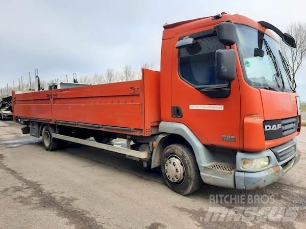 DAF LF45.220 Camioane platforma/prelata