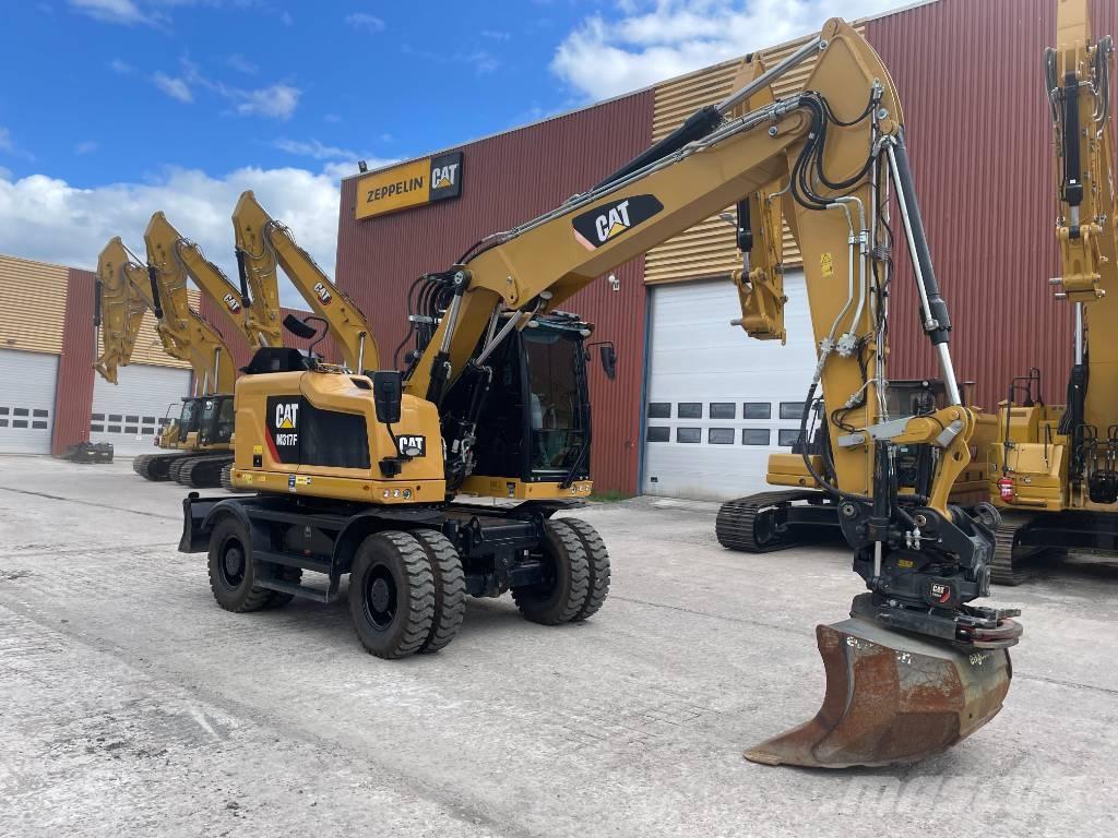 CAT M317F Excavatoare cu roti