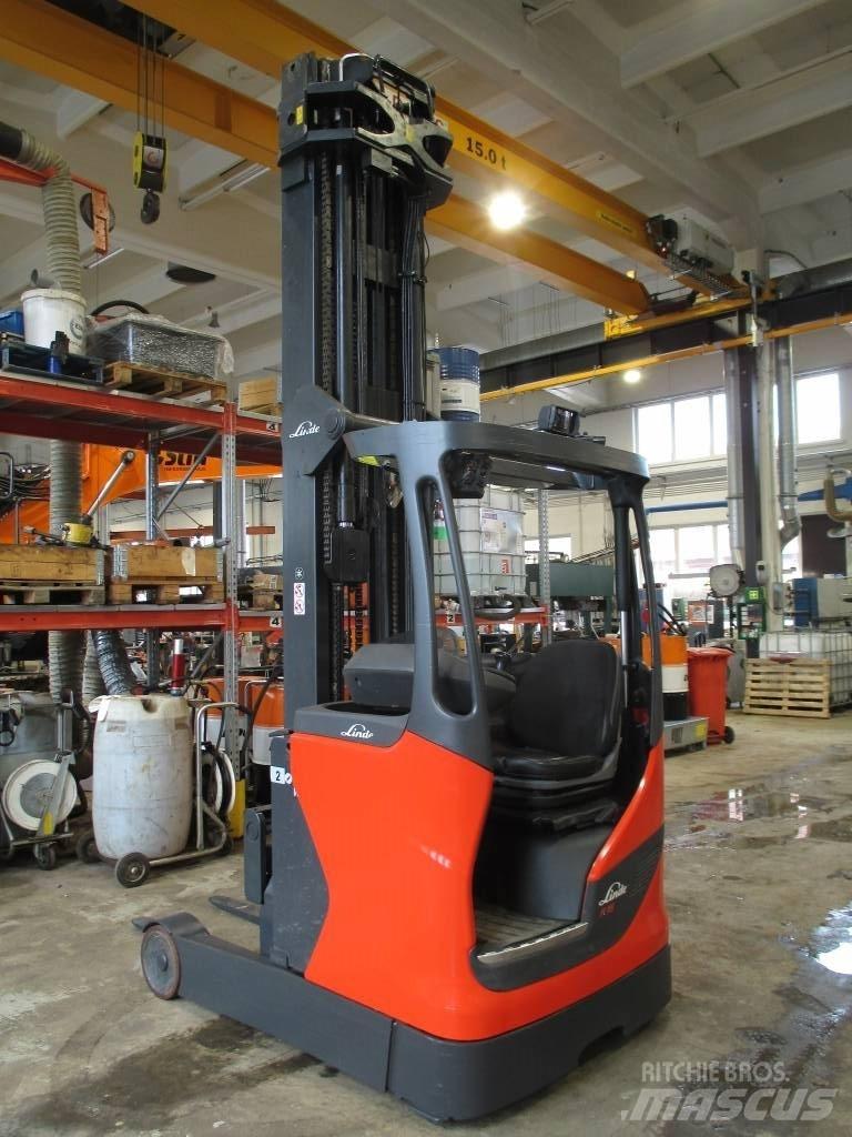 Linde R 16 HD Stivuitor cu catarg retractabil