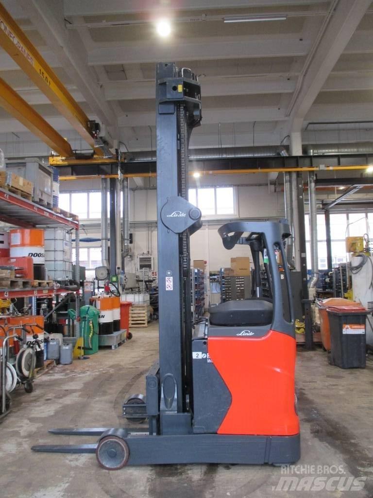 Linde R 16 HD Stivuitor cu catarg retractabil