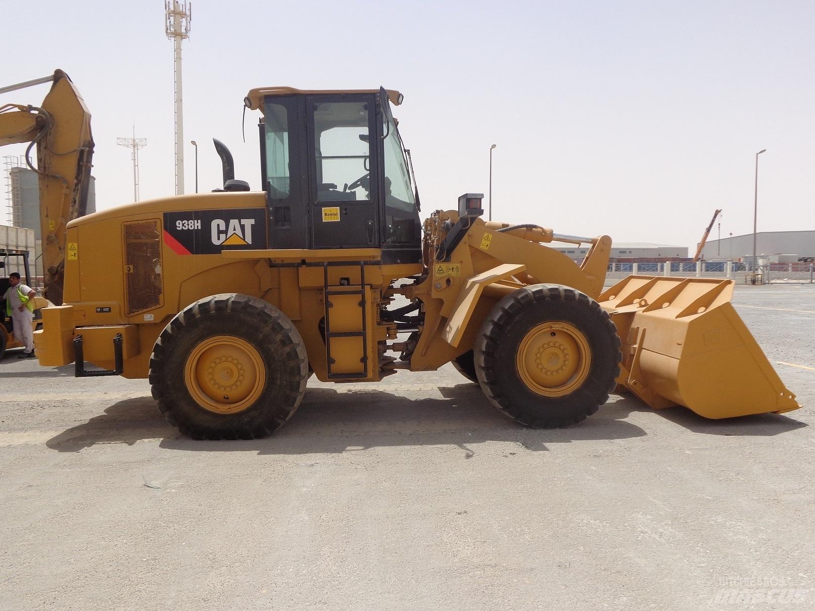 CAT 938H Incarcator pe pneuri