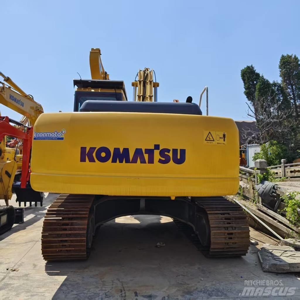 Komatsu PC 220 Excavatoare pe șenile
