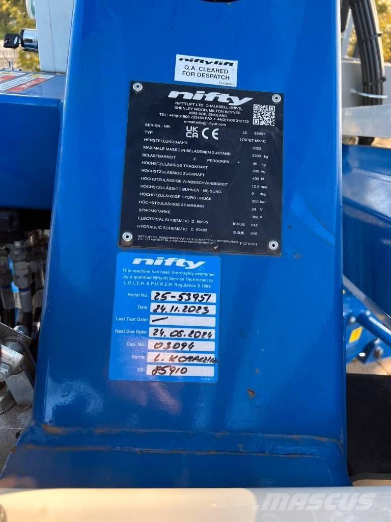 Niftylift 170 HET Platforme aeriene montate pe remorca