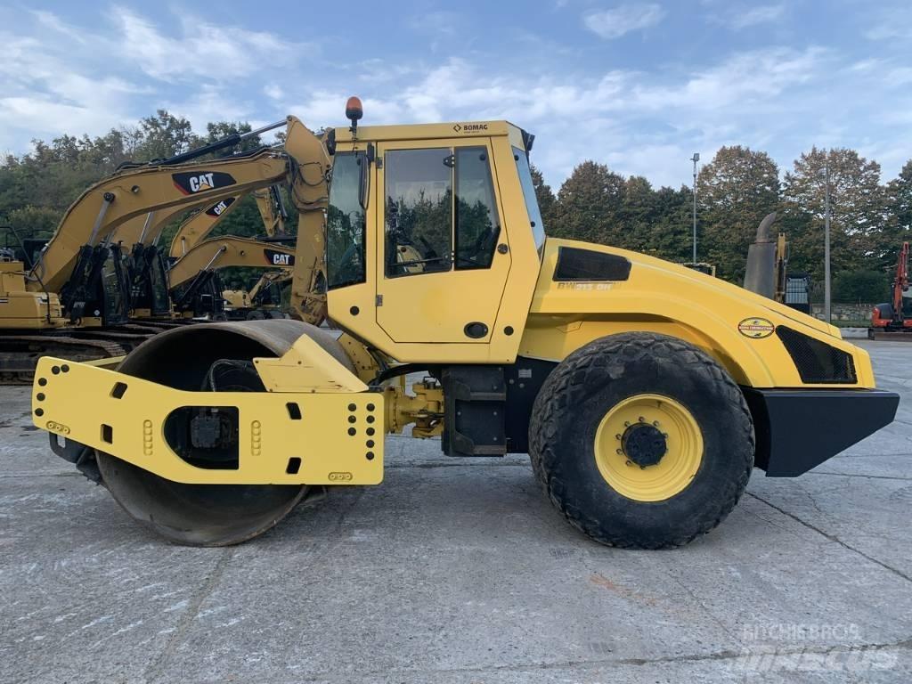 Bomag BW 213 D H-4 Compactoare monocilindrice
