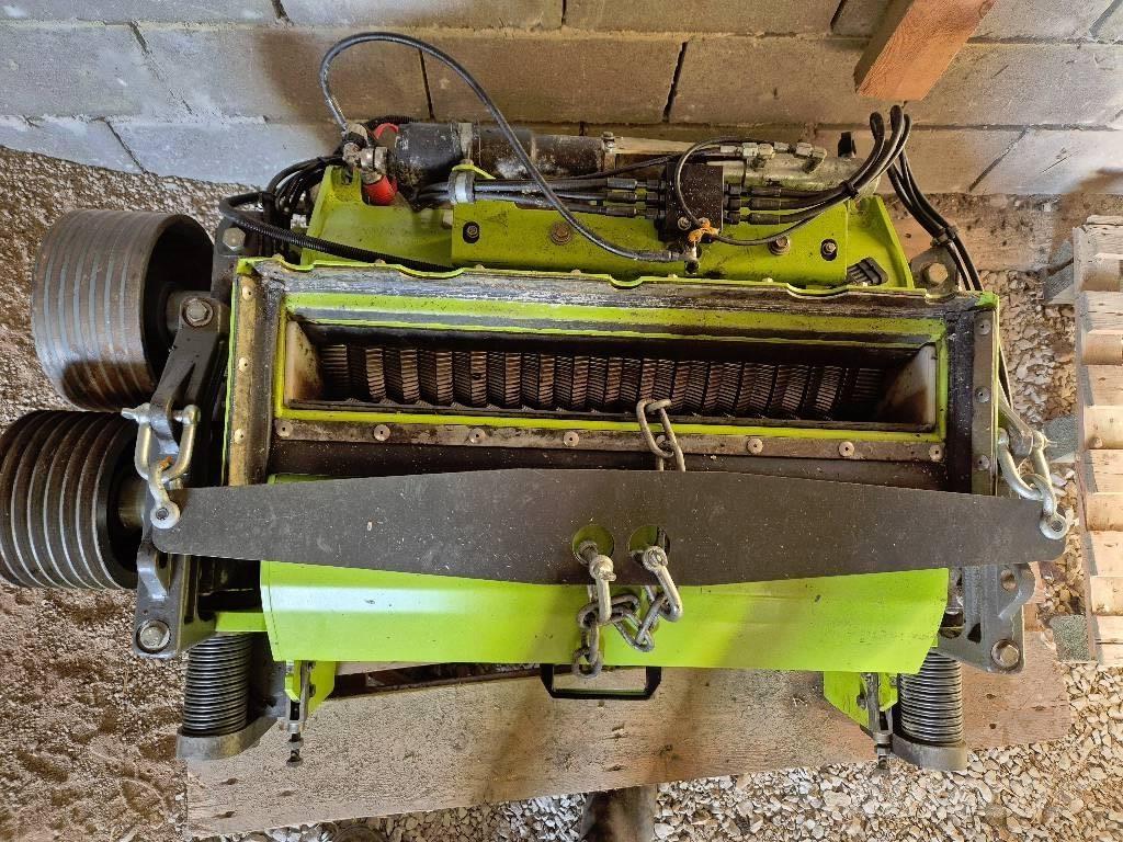 CLAAS Jaguar 960 4WD Forajere cu autopropulsare