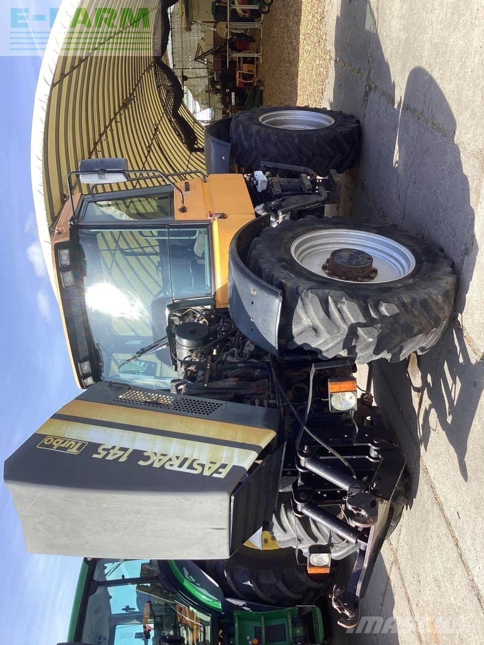 JCB Fastrac 145 Tractoare