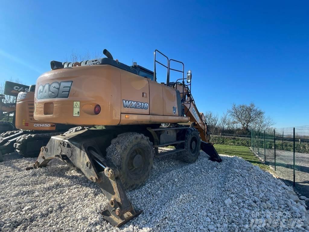 CASE WX218 Excavatoare cu roti