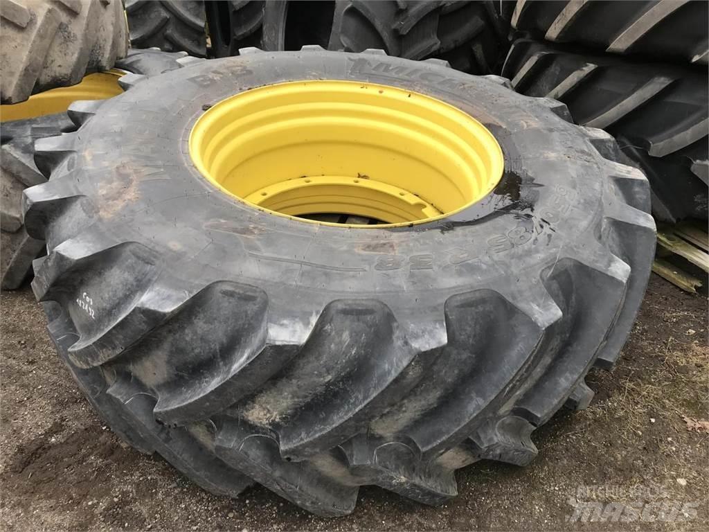 Michelin 650/85R38 Roti