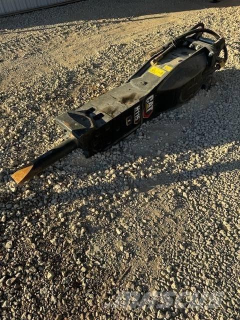 CAT H 115 S Ciocane / Concasoare