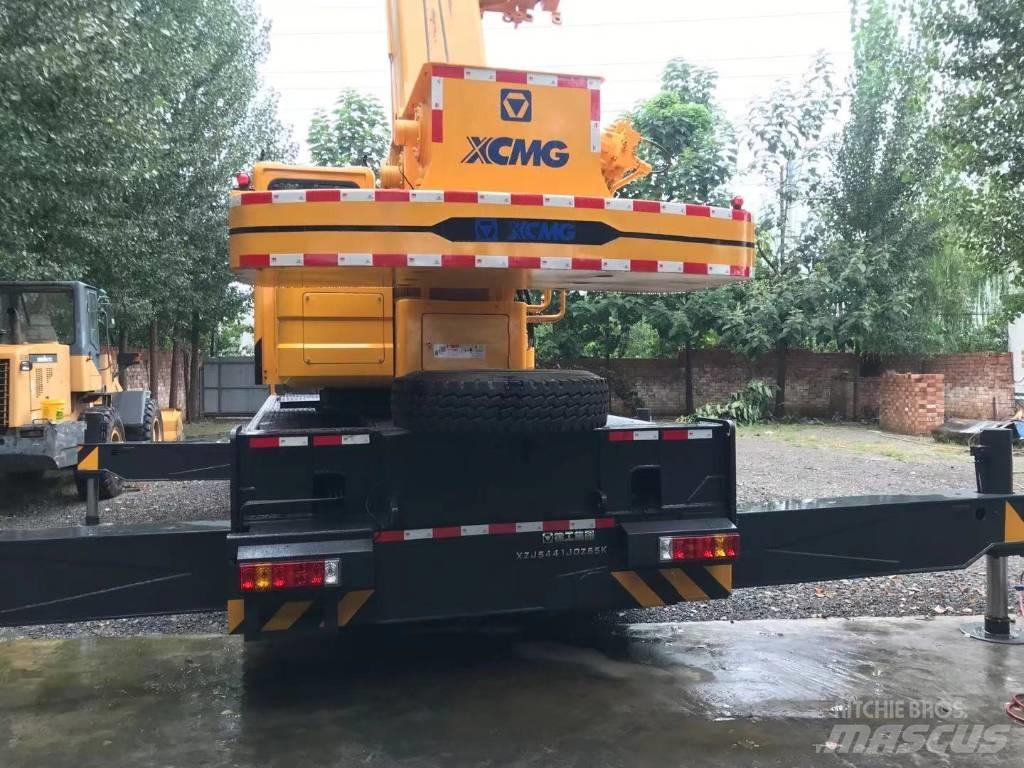 XCMG QY50KC Macara pentru orice teren