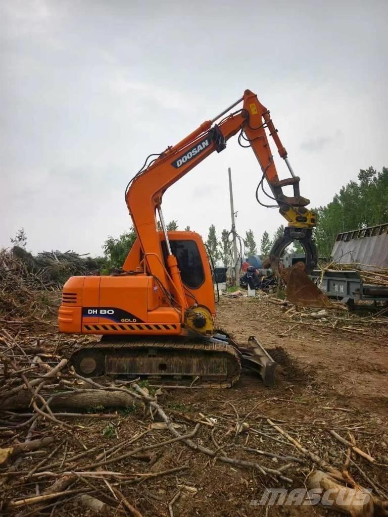 Doosan DH 80 Excavatoare 7t - 12t