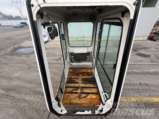 Liebherr R 944 B CAB Cabine si interior