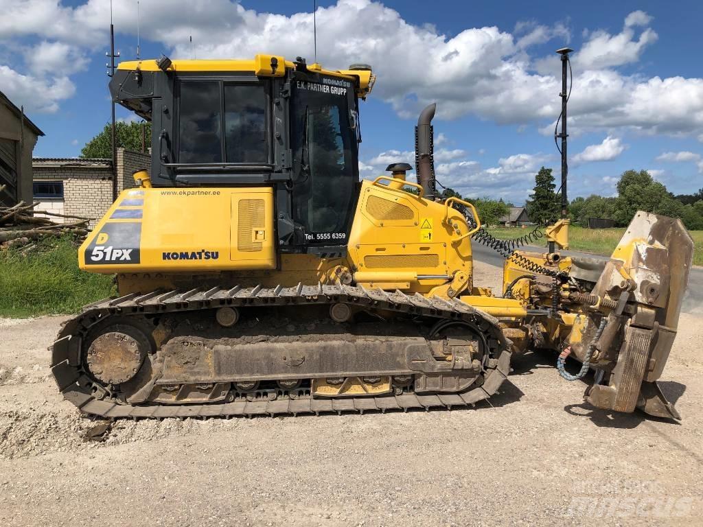 Komatsu D51PX-24 Buldozere pe senile