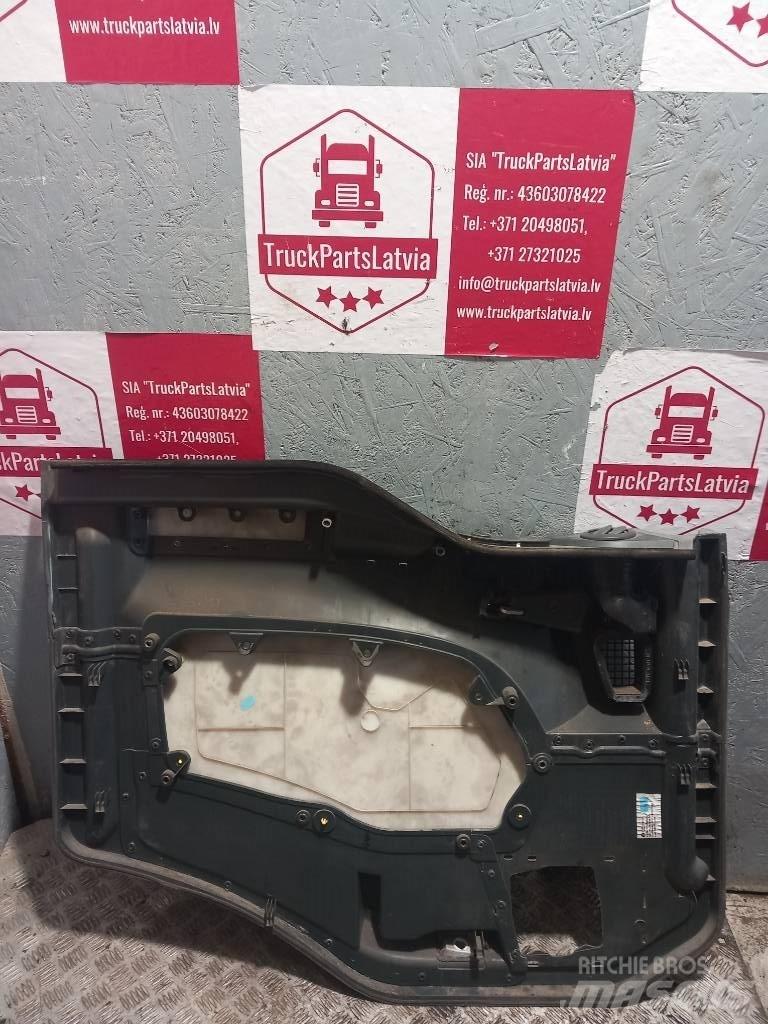 MAN TGA   81626305146 Cabine si interior
