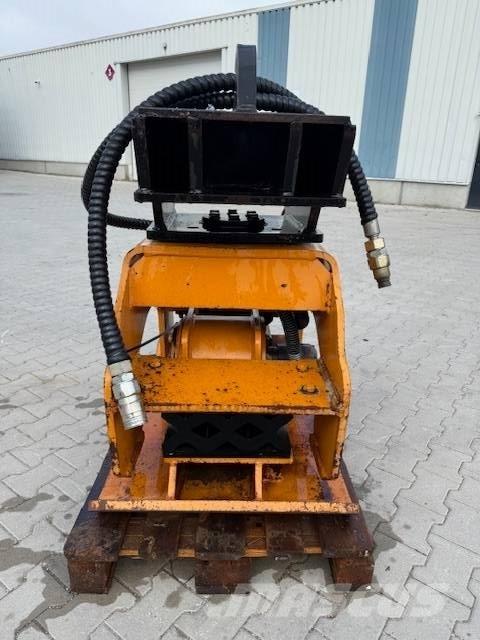 BTI TC152 Accesorii si piese schimb pentru echipamente compactare