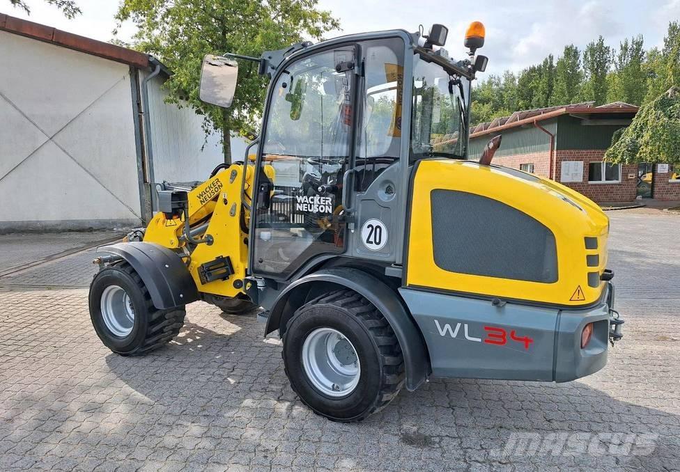 Wacker Neuson WL 34 Incarcator pe pneuri