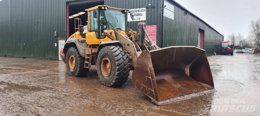 Volvo L 120 H Incarcator pe pneuri