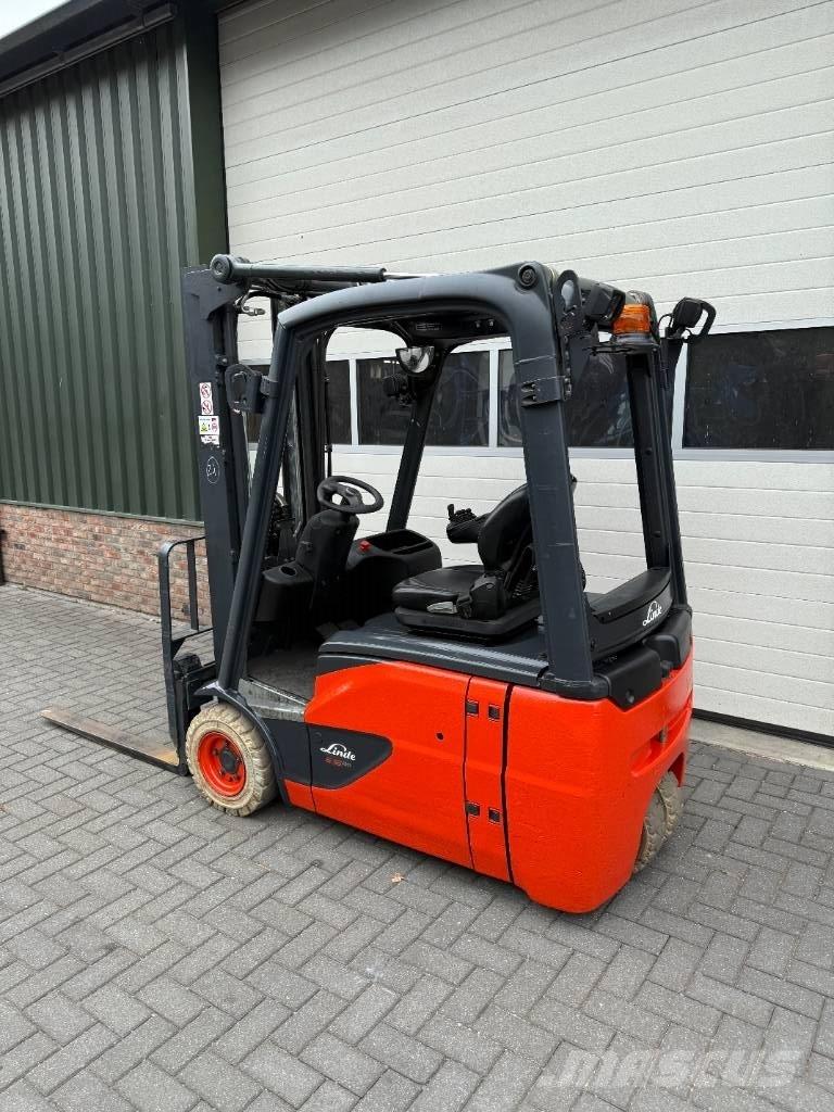 Linde E16-02 Stivuitor electric