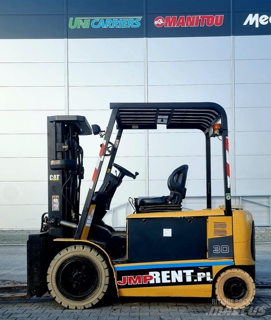 CAT EP 30 K PAC Stivuitor electric